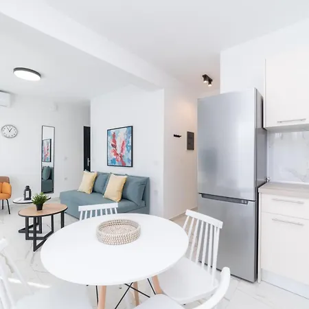 Areti Residential Complex شقة Ofrínion